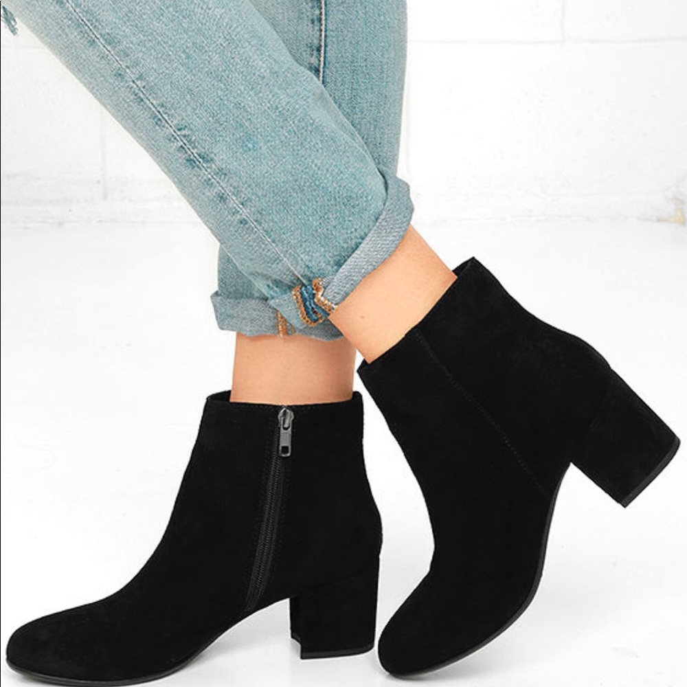 New Steve Madden Holster Black Suede Ankle Booties